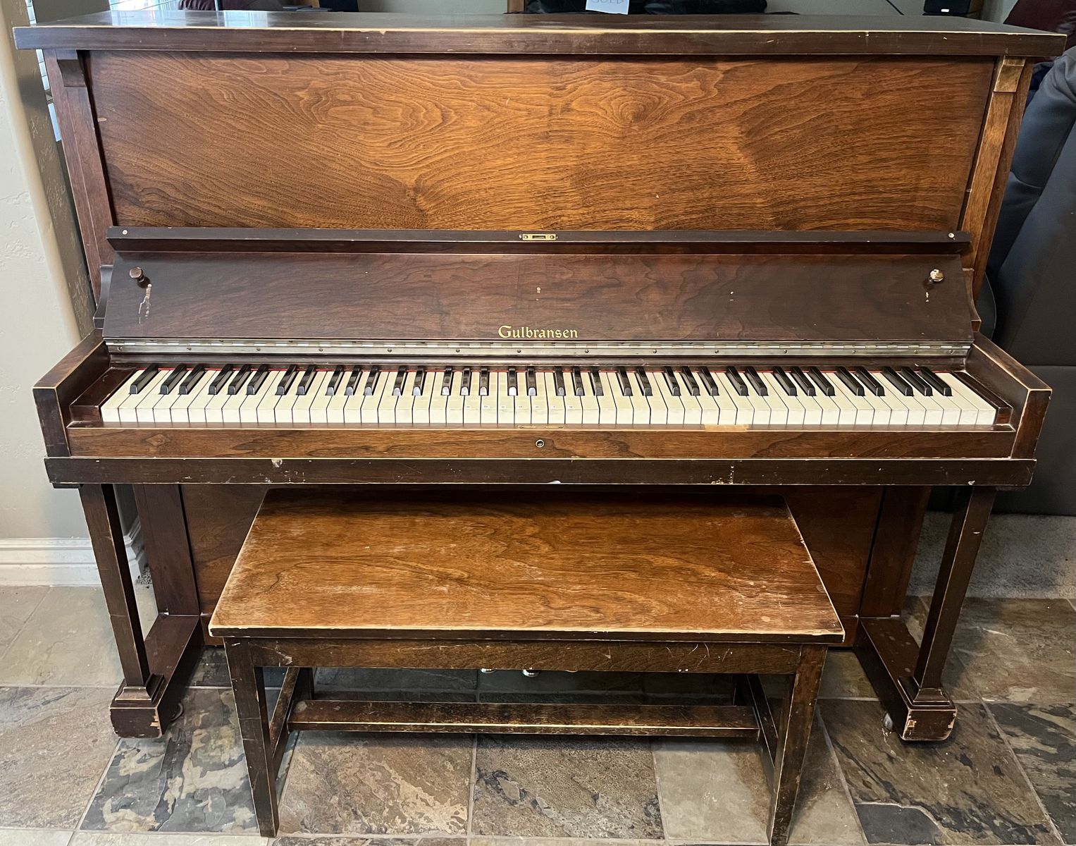Gulbransen upright piano - est. 1926 manufacture