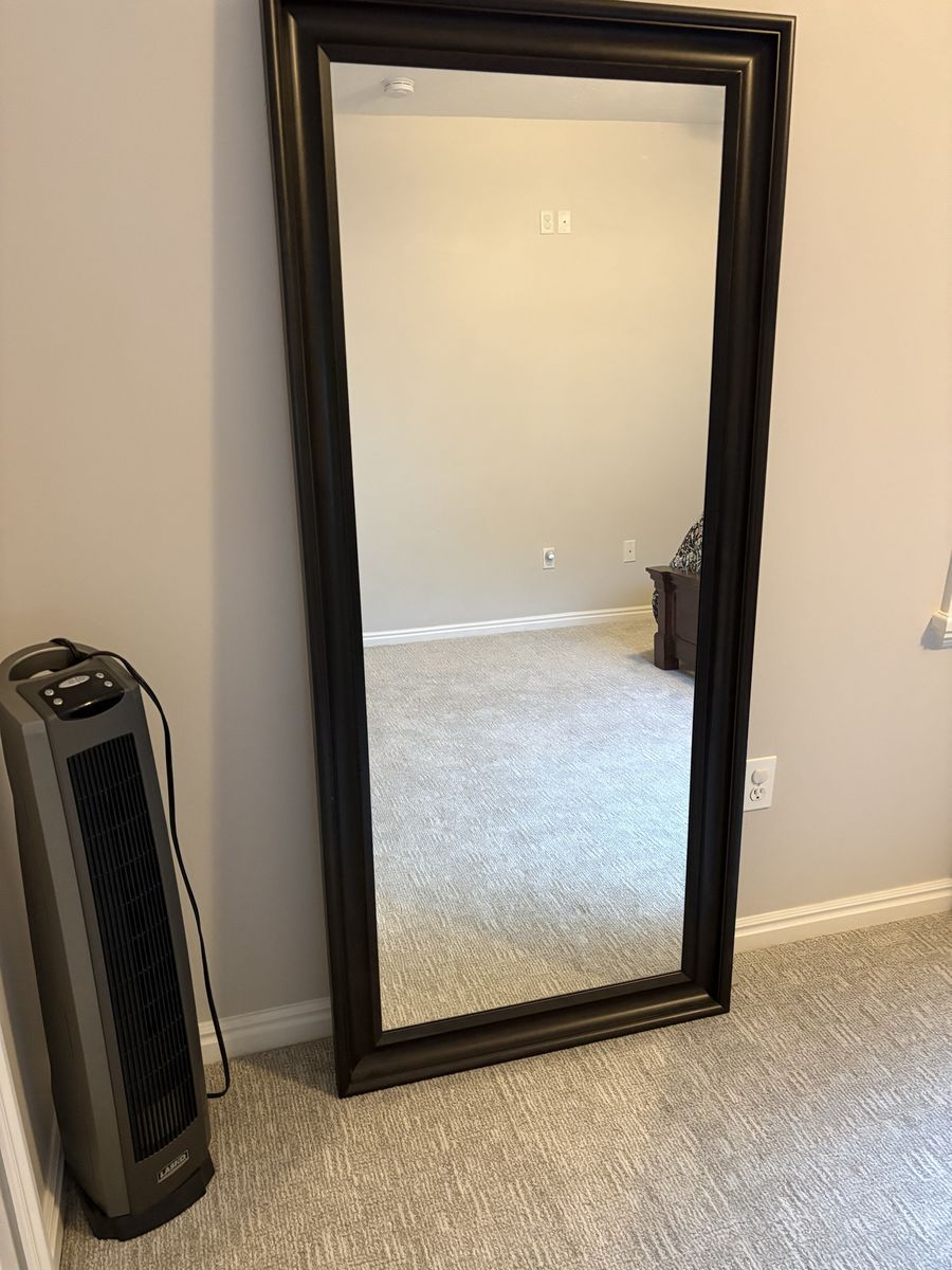 WALL MIRROR