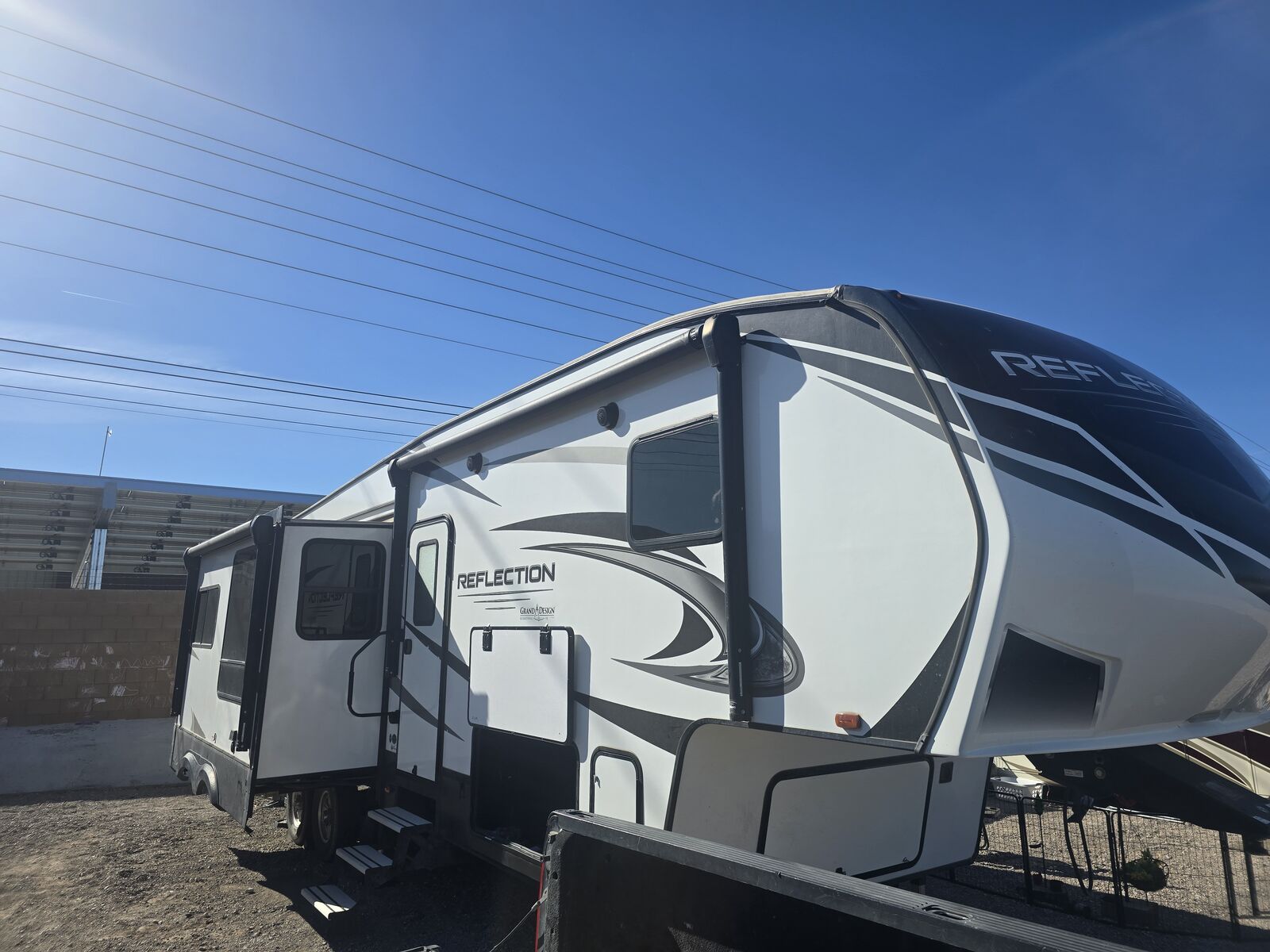 2020 Grand design reflection 311BHS