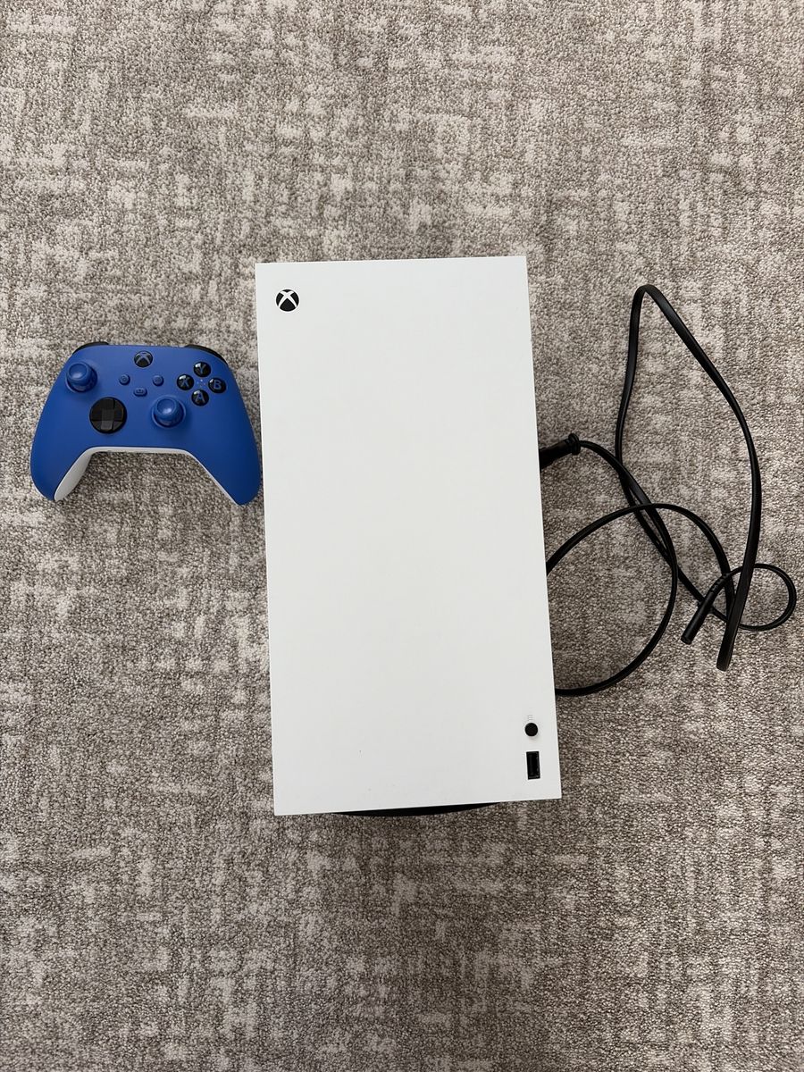 Xbox Series X Digital Edition Console 1 TB with Blue Wireless Controller - Excellent Condition