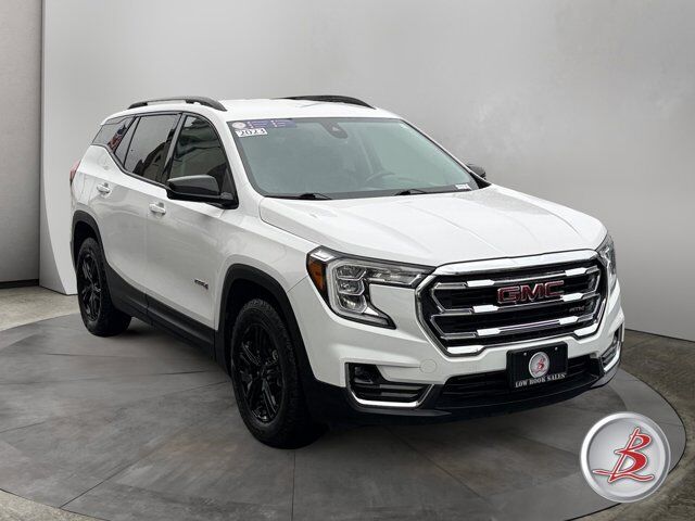 2023 GMC Terrain AT4