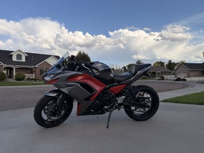 2021 Kawasaki Ninja 650 abs