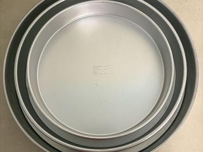 Cake pans, separator plates, pillars. Text at 801-910-3451. email kfschefski@gmail.com