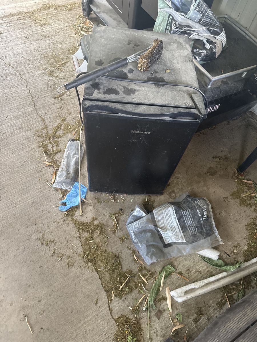 Mini fridge