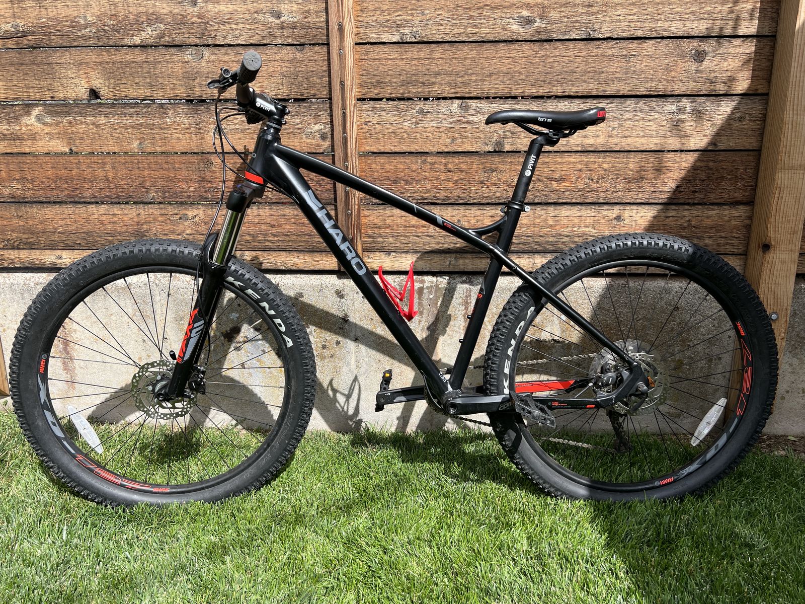 Mountain Bike - Haro