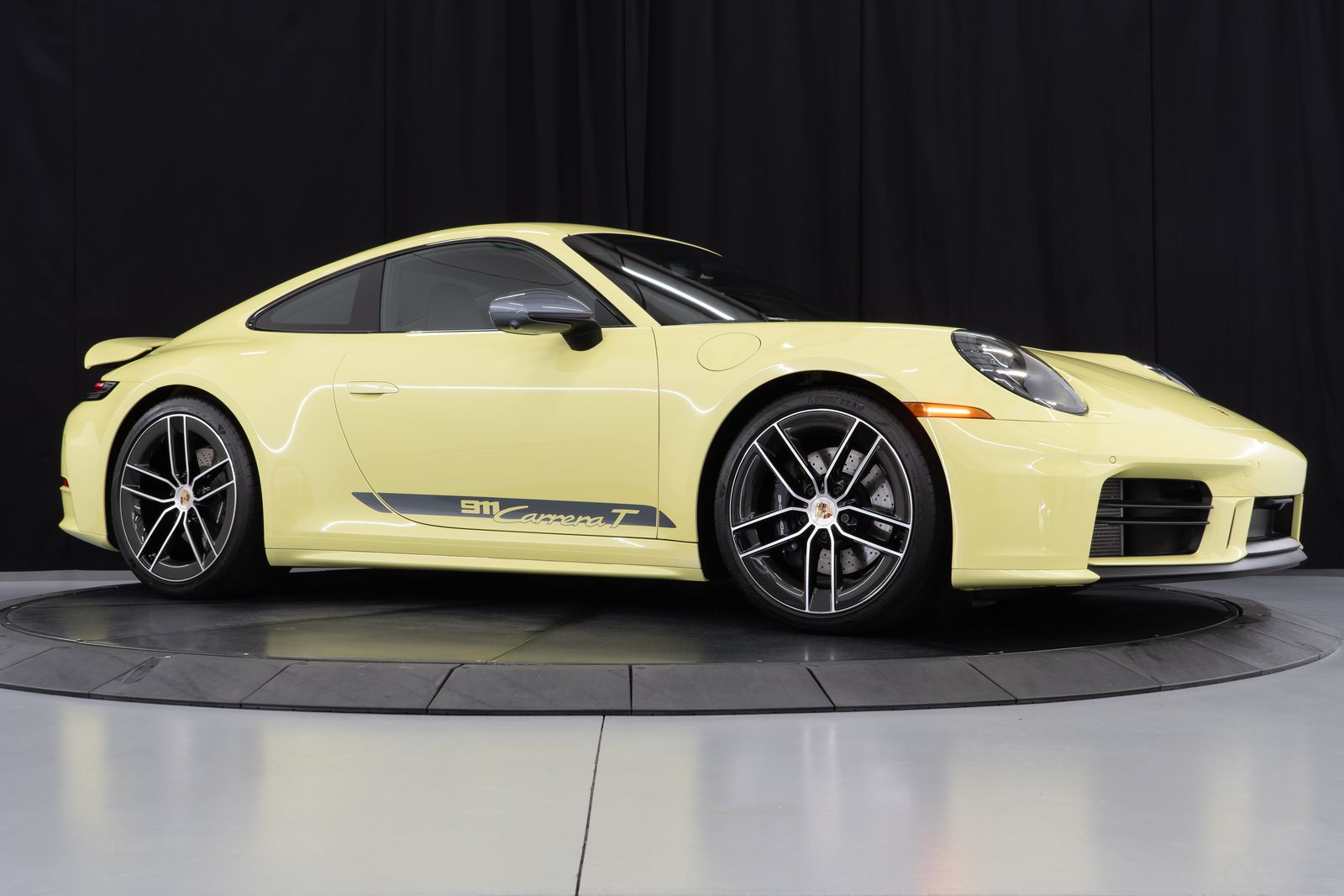 2025 Porsche 911 Carrera T