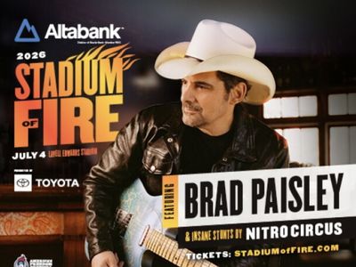 Stadium of Fire, Brad Paisley