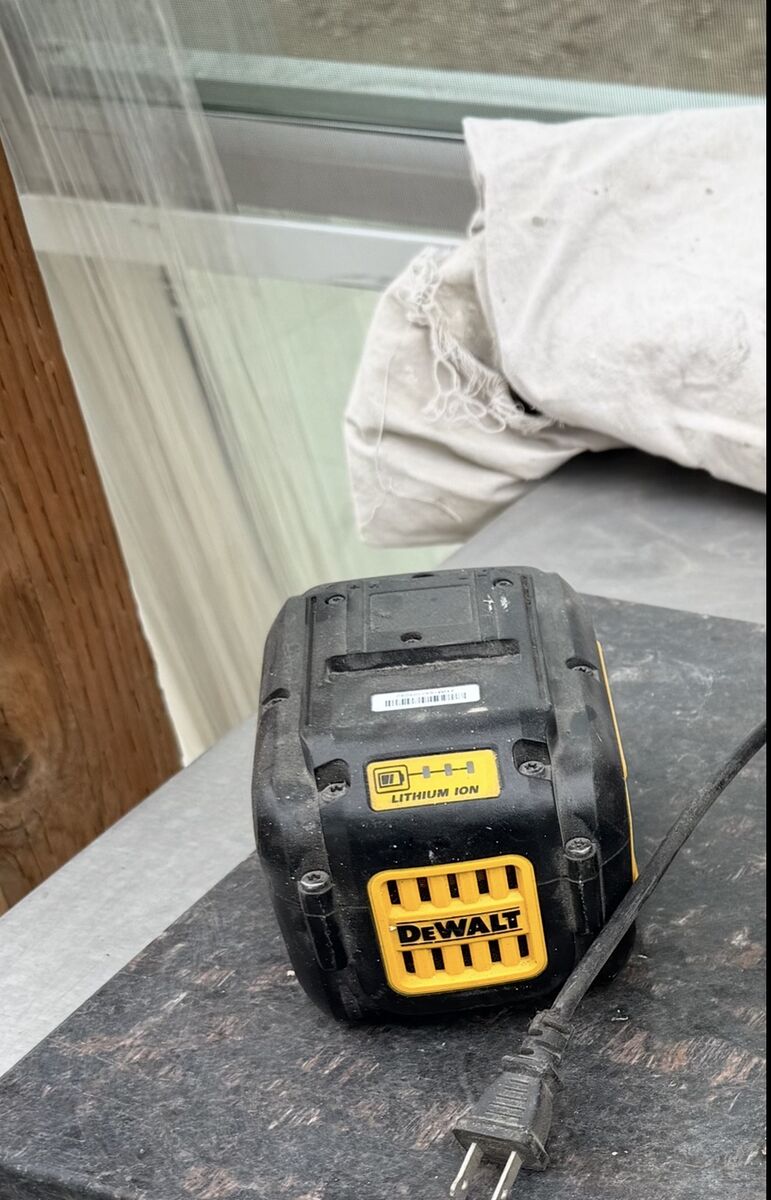 DEWALT 40V Lithium Battery Pack