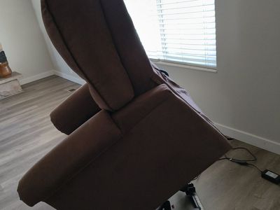 lift/Recliner Chair