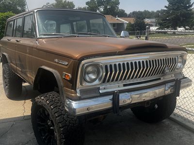 1969 Jeep Grand Wagoneer