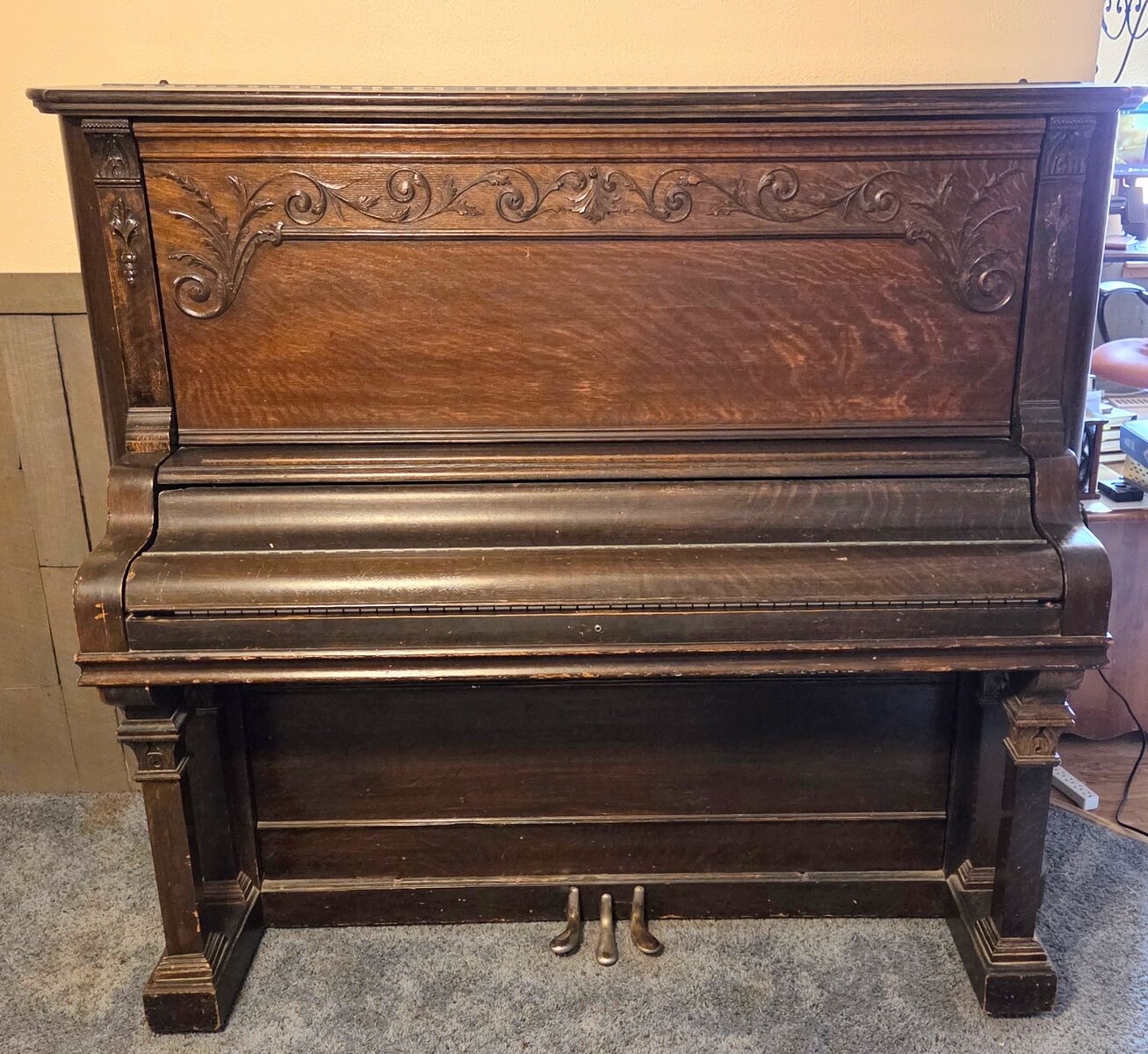 FREE Antique Piano