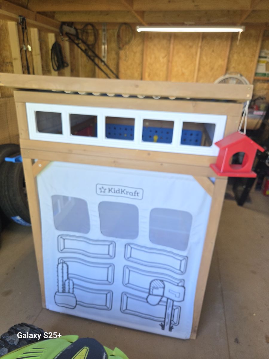 Hobby workshop - Wooden Playhouse