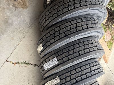 295/75r22.5