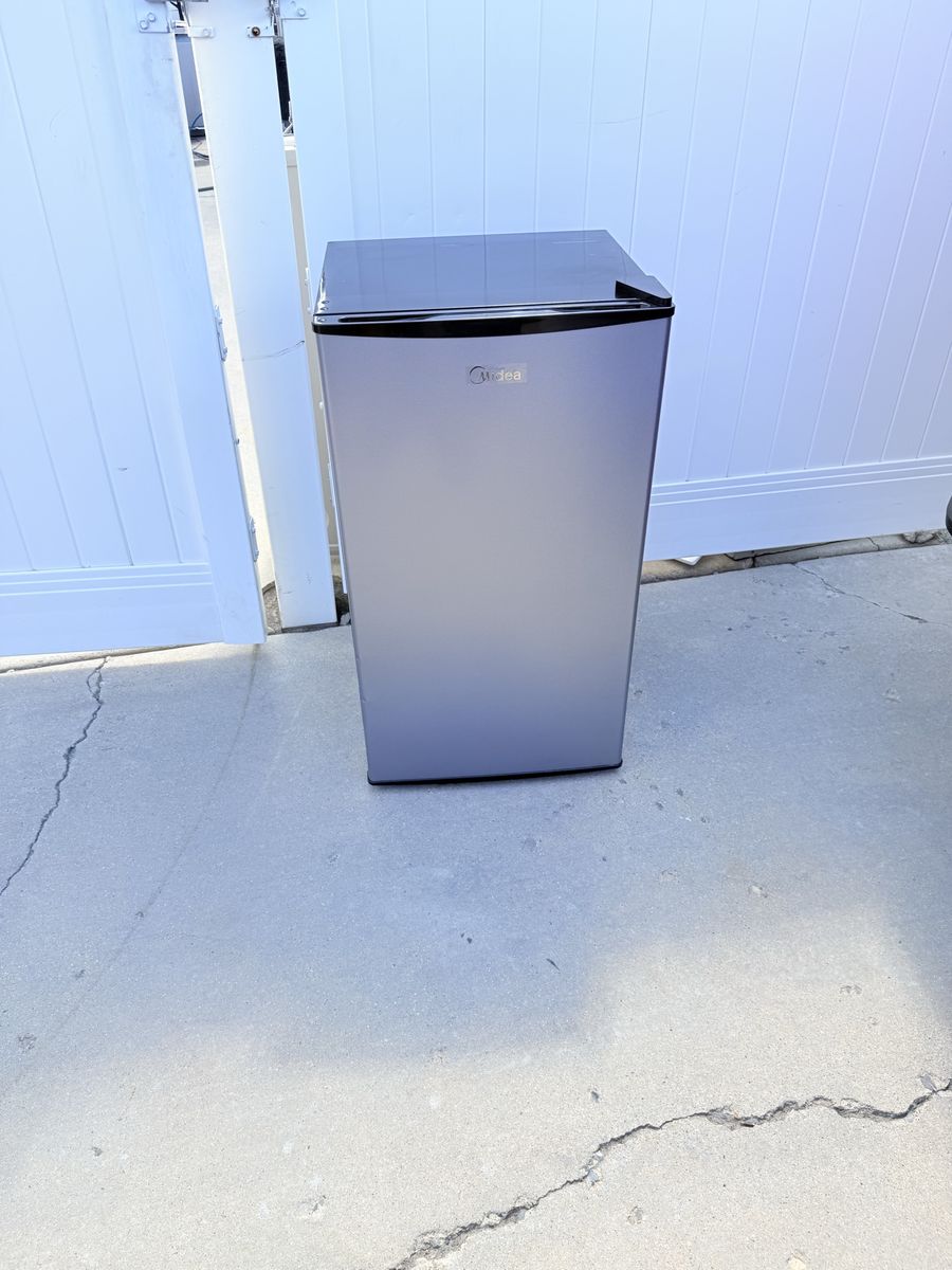 Midea Compact Mini Refrigerator - Stainless Steel Finish