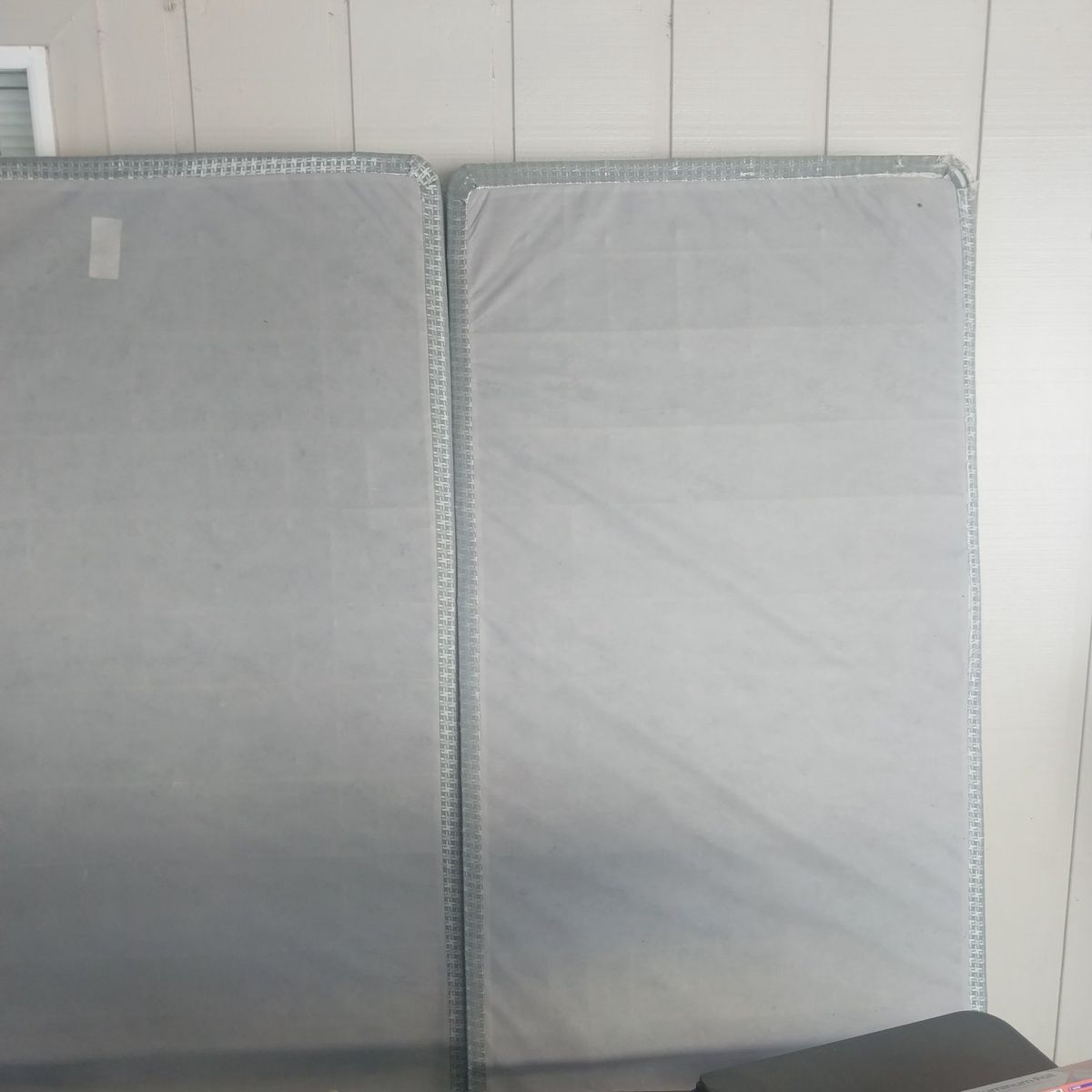 King size bedframe and buckboard