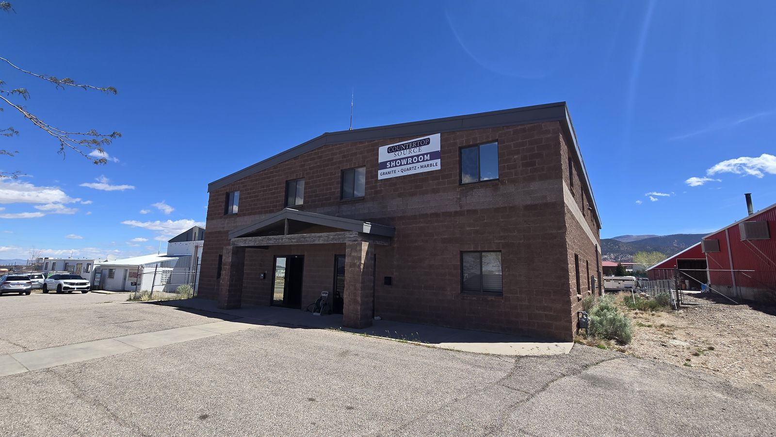 3,080 - 6,160 SF Office/Warehouse with Yard in Cedar City