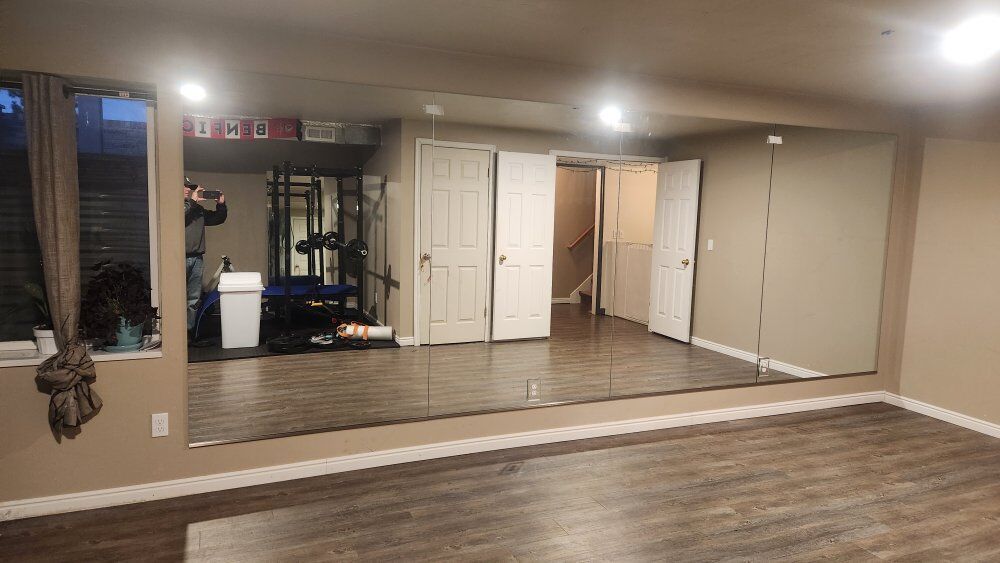 home/gym/studio mirrors installed