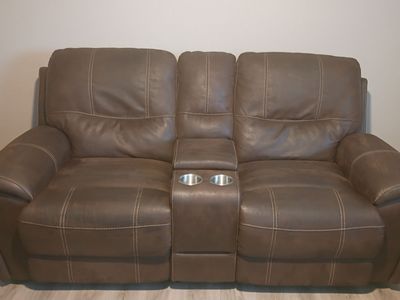 Dual Reclining Loveseat with Console - Great Condition!
