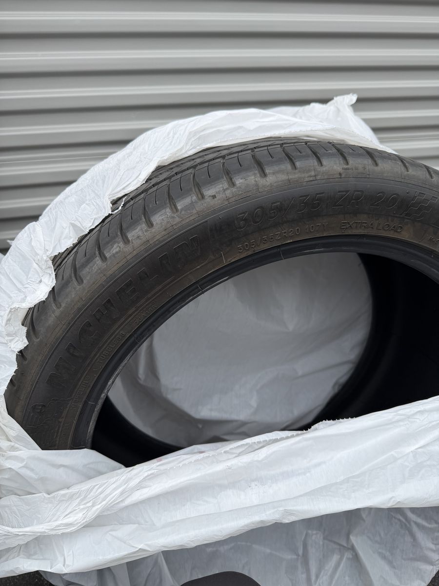 Porsche Macan GTS Michelin tires; two 305s rear, two 265s front