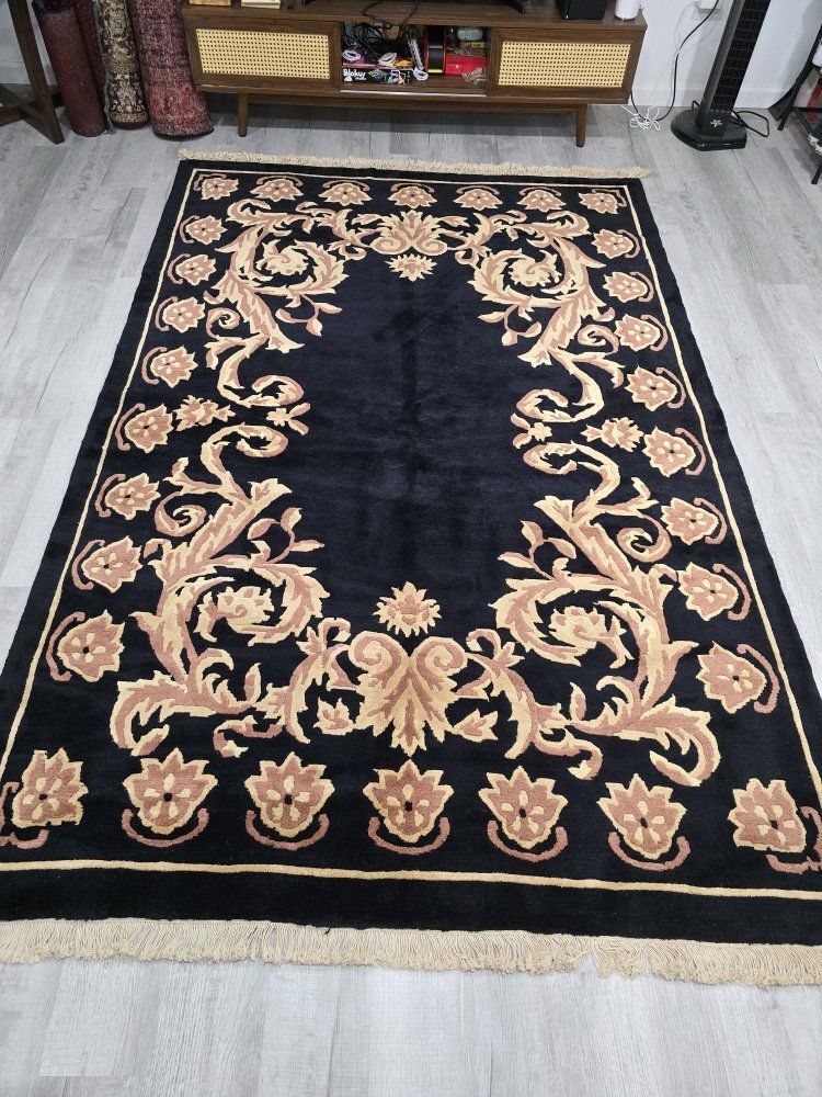 New Handwoven Wool Rug, Black, ~6x9
