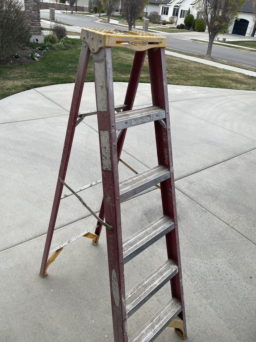 6 Ft Werner Ladder Fiberglass Aluminum