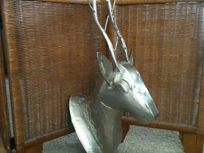 Wall Mounted Deer Heads