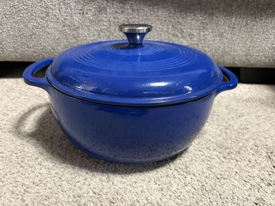 Lodge Dutch Oven 6 qt.