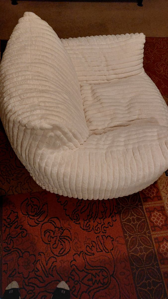 Main image 2