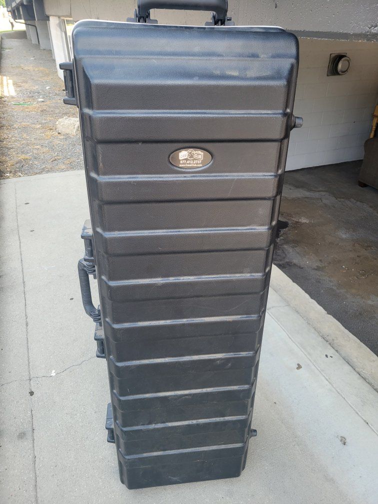 Case Club large gun case
