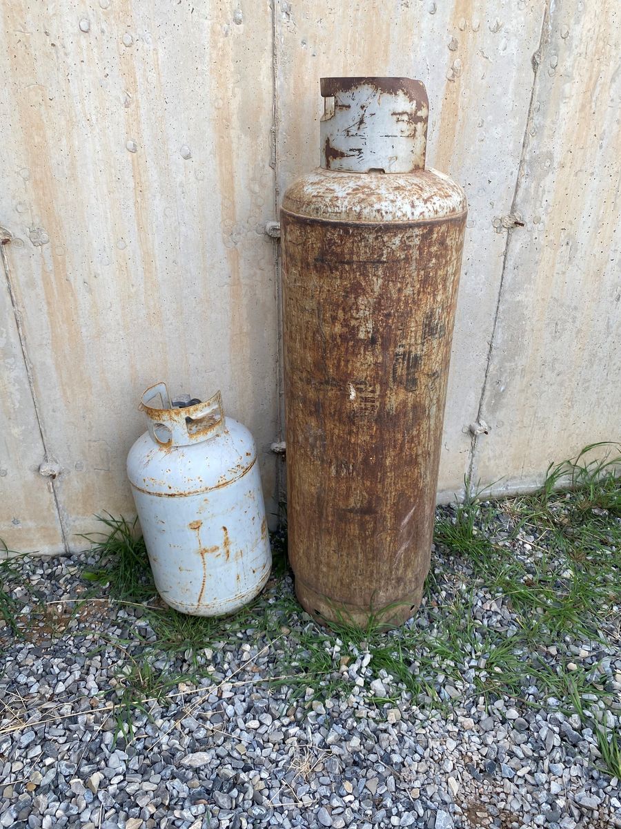 Propane Tanks 25 gallon & 7.5 Gallon