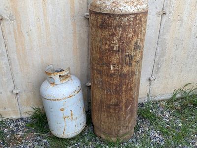 Propane Tanks 25 gallon & 7.5 Gallon