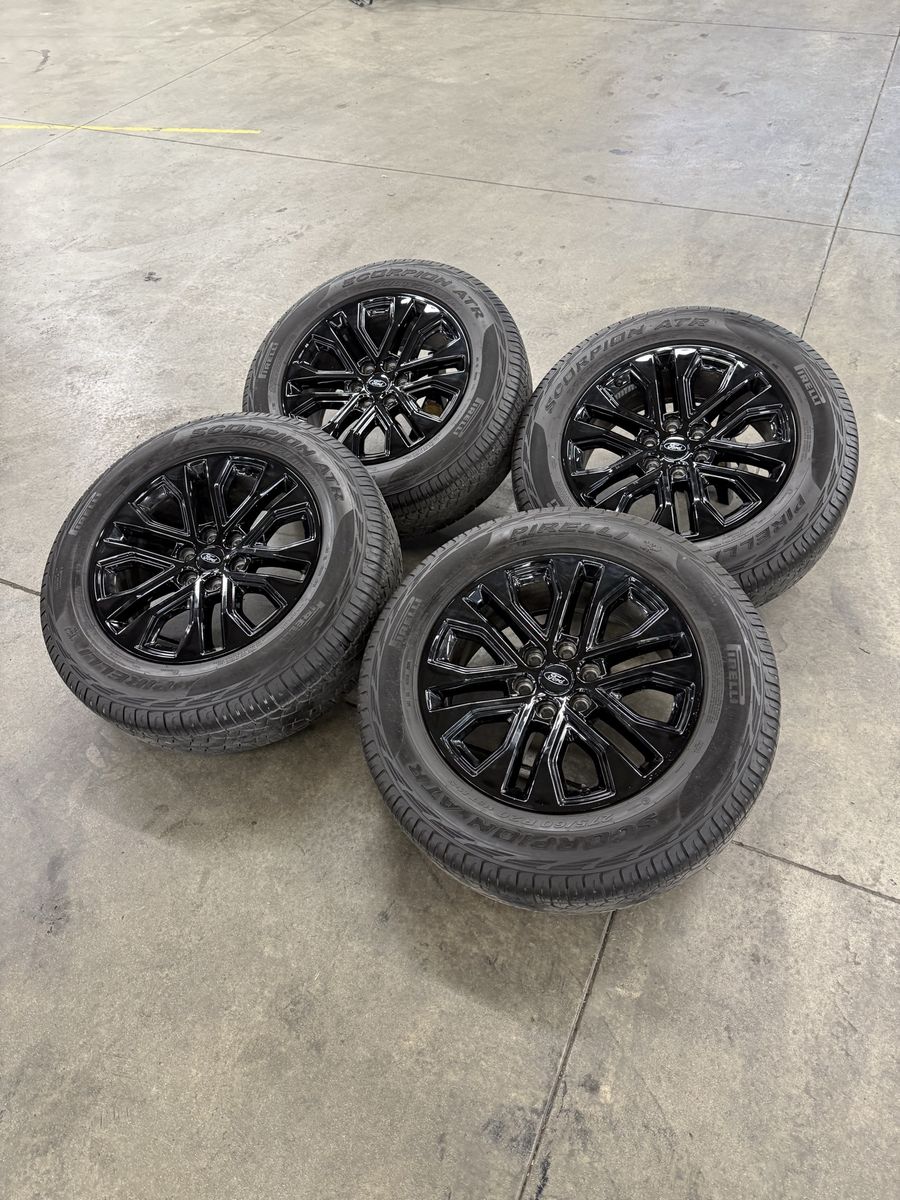 LIKE NEW 2026 f150 platinum blackout 20in wheels/ 275/60/20 tires