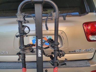 Yakima Hitch-Mounted 4-Bike Rack - Full Swing Access