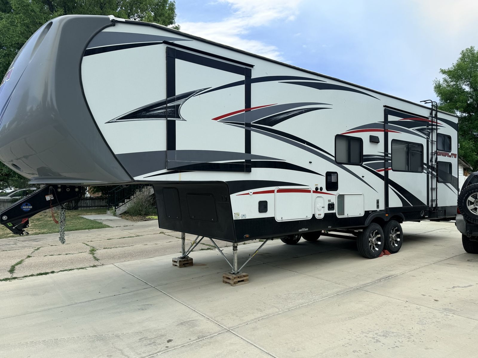 Pacific Coachworks Toy Hauler