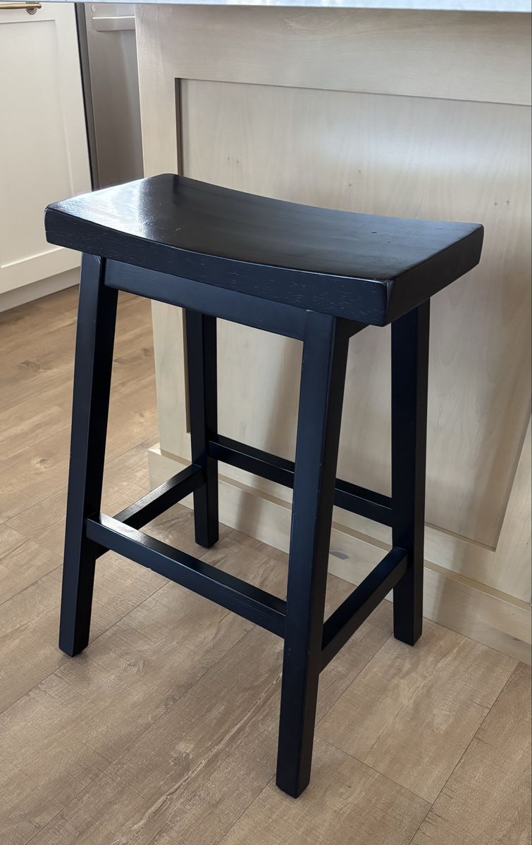 POTTERY BARN Tibetan Counter Stool – Black – Minimal Wear – Great Condition!