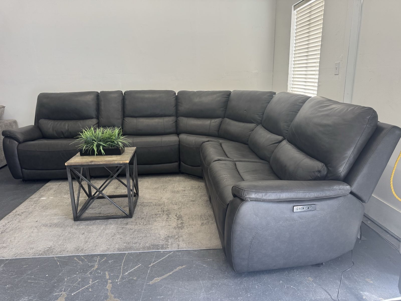 GRAY COSTCO LEATHER POWER RECLINER SECTIONAL SOFA COUCH