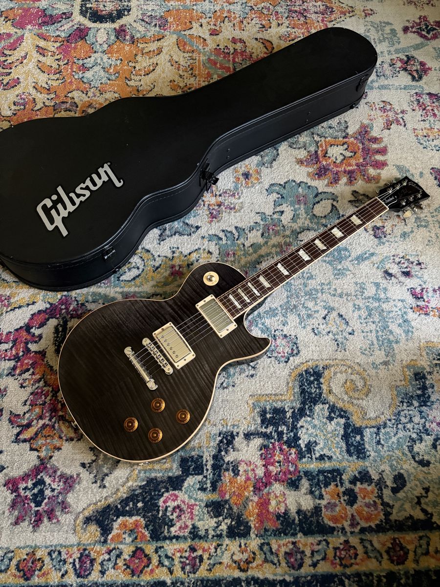 Gibson Les Paul Standard (8lbs)