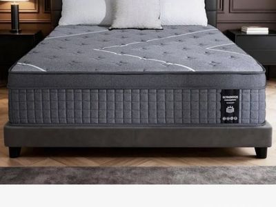New UltraSnooze King Mattress in Box – $125 Queen available