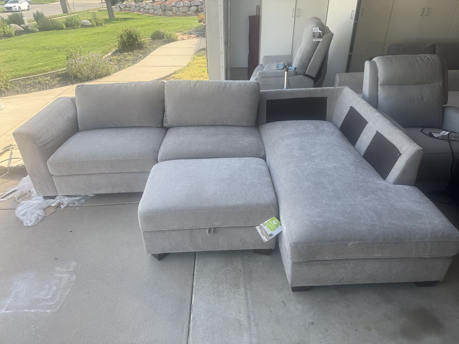 Thomasville Walsen Sectional with Storage Ottoman Costco Missing 3 cushions