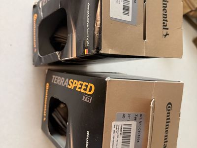 (2) TerraSpeedTR 700x40 Black Chili (New in Box)