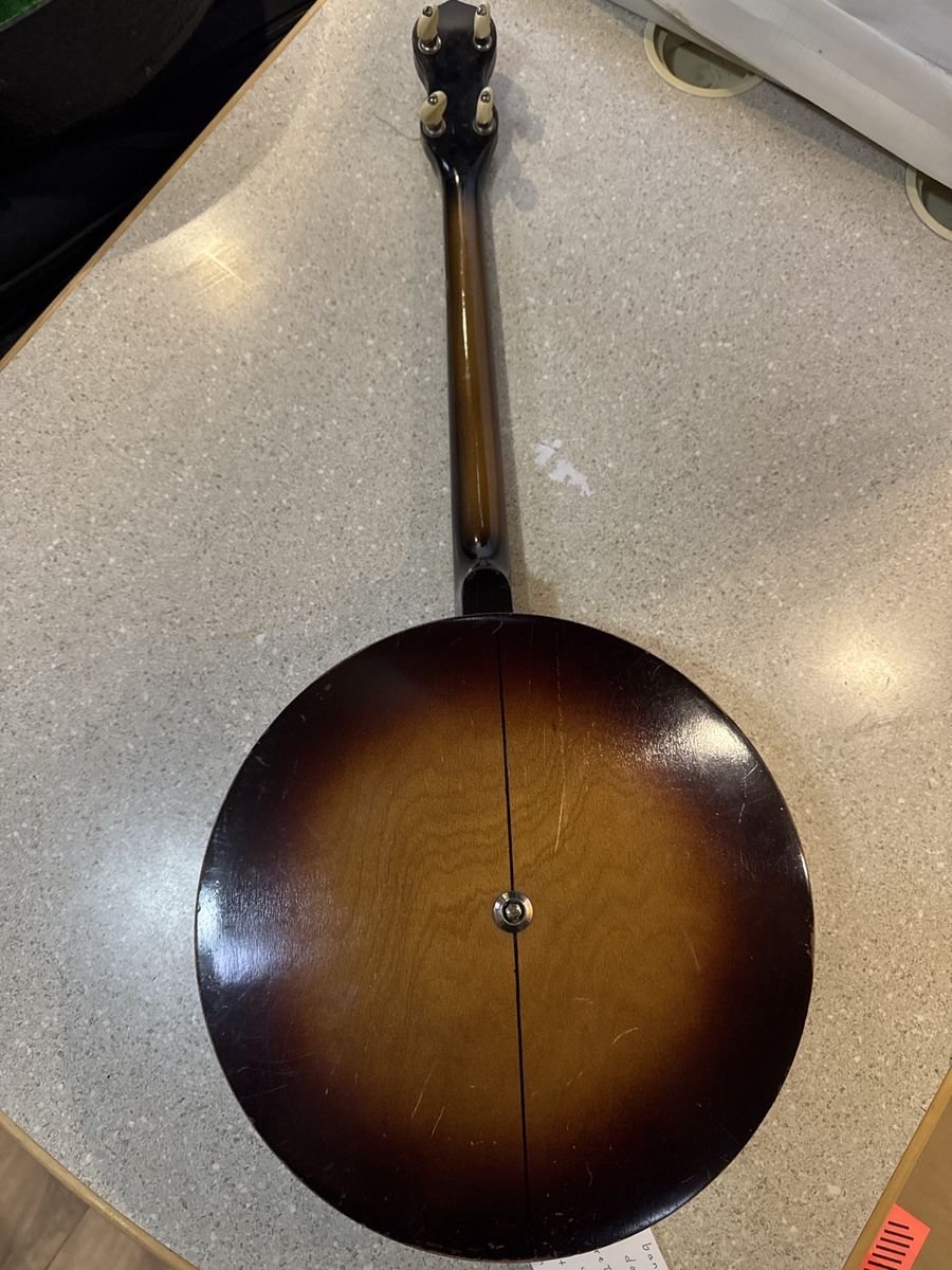 Main image 9