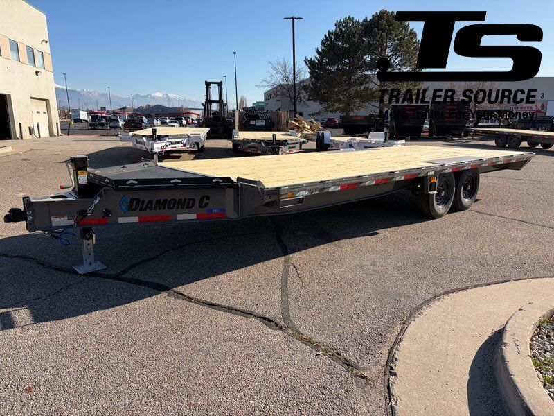 8.5x22 Diamond C DEC 207 Deckover Equipment Trailer - 15.5K GVWR -