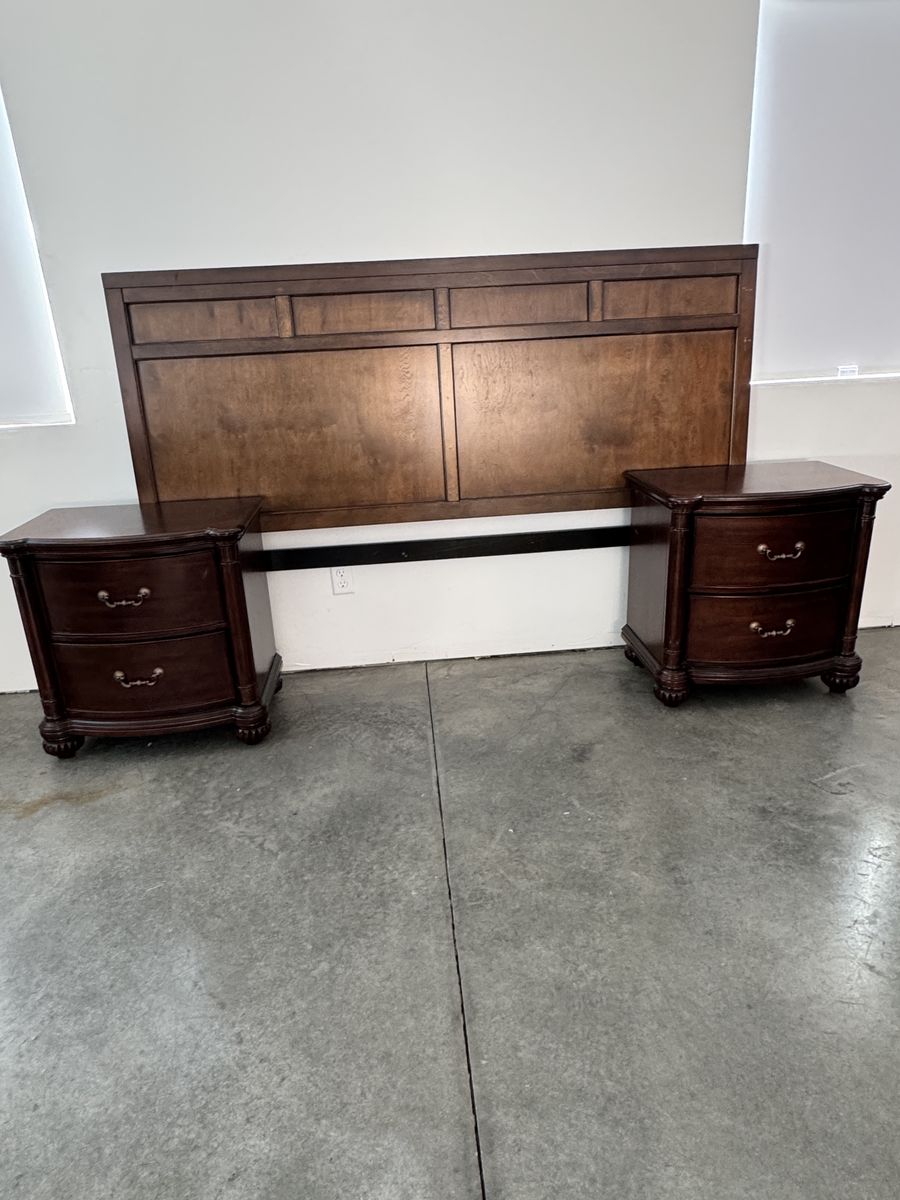 Traditional Dark Wood King Headboard with Matching Nightstands Set