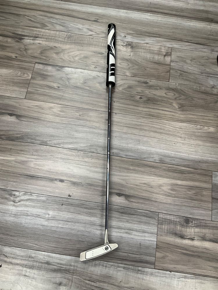 ODYESSY BLACK SERIES 6 PUTTER