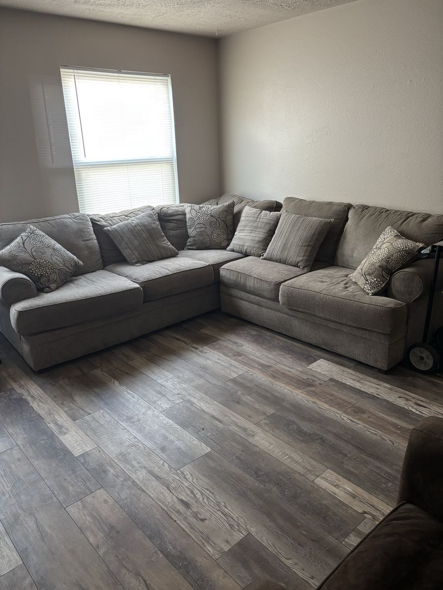 L-Shaped Fabric Sectional Sofa Set with Accent Pillows