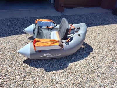 Lost River step-in float tube & Powerfins