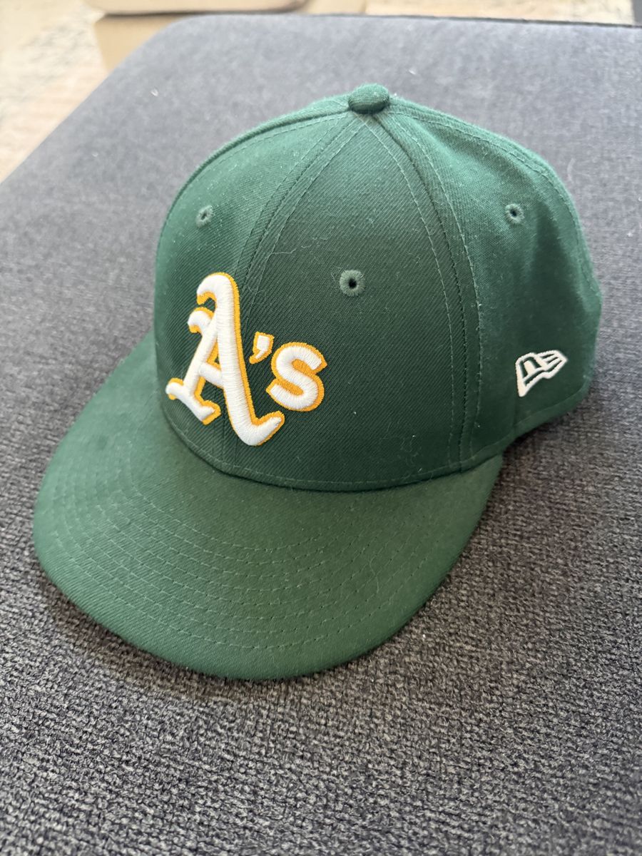 New Era 59FIFTY Oakland A's Low Profile Fitted Cap - Size 7 3/8, Green MLB Baseball Hat