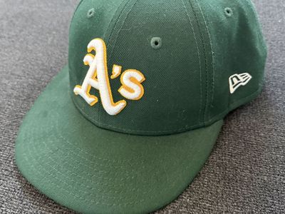 New Era 59FIFTY Oakland A's Low Profile Fitted Cap - Size 7 3/8, Green MLB Baseball Hat