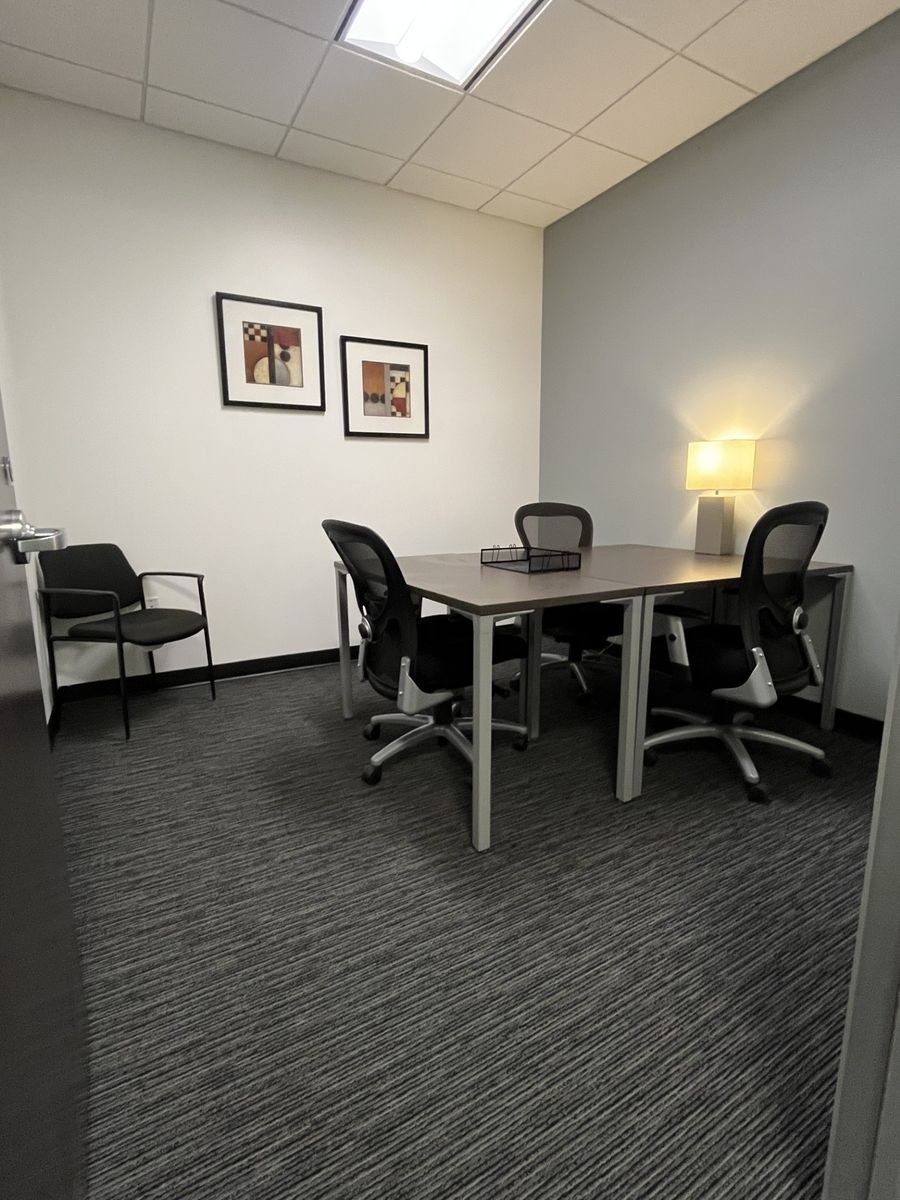 Celebrate Spring with 10% OFF Your New Workspace!