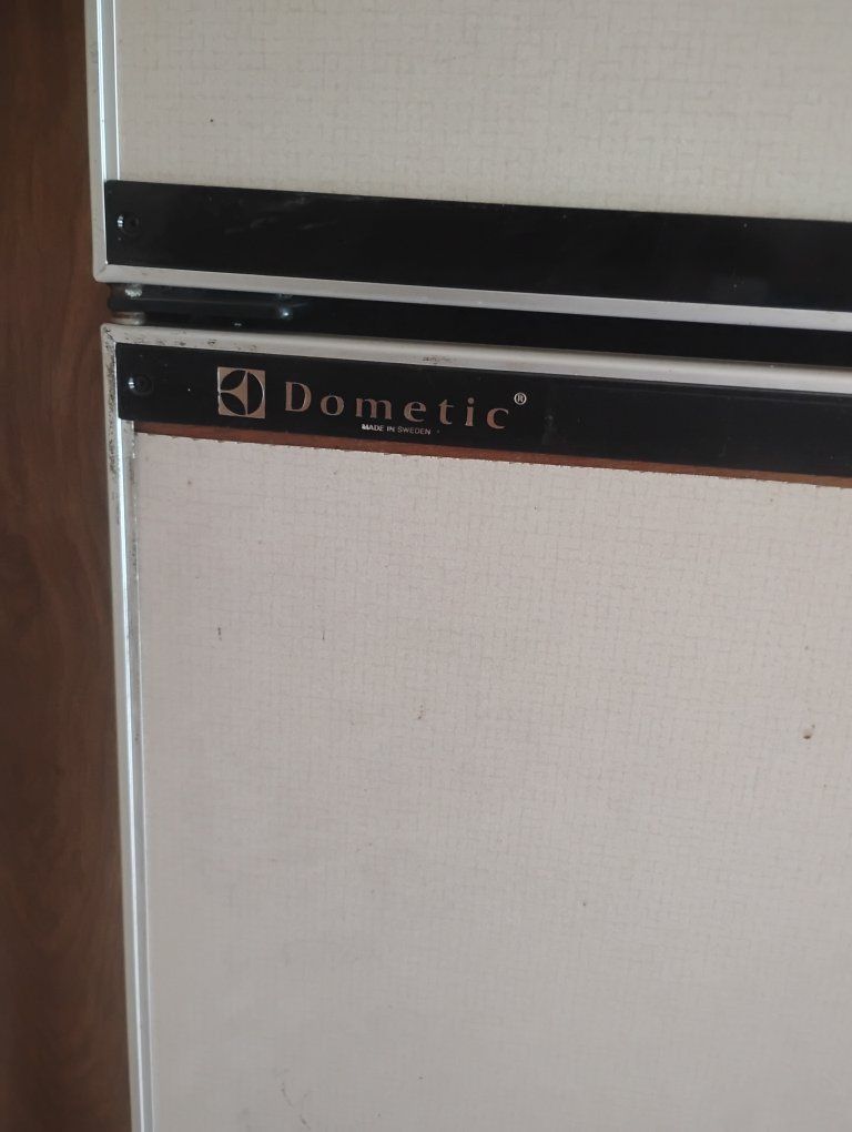 Dometic RM 2800 Gas Electric RV Refrigerator - White, Made in Sweden